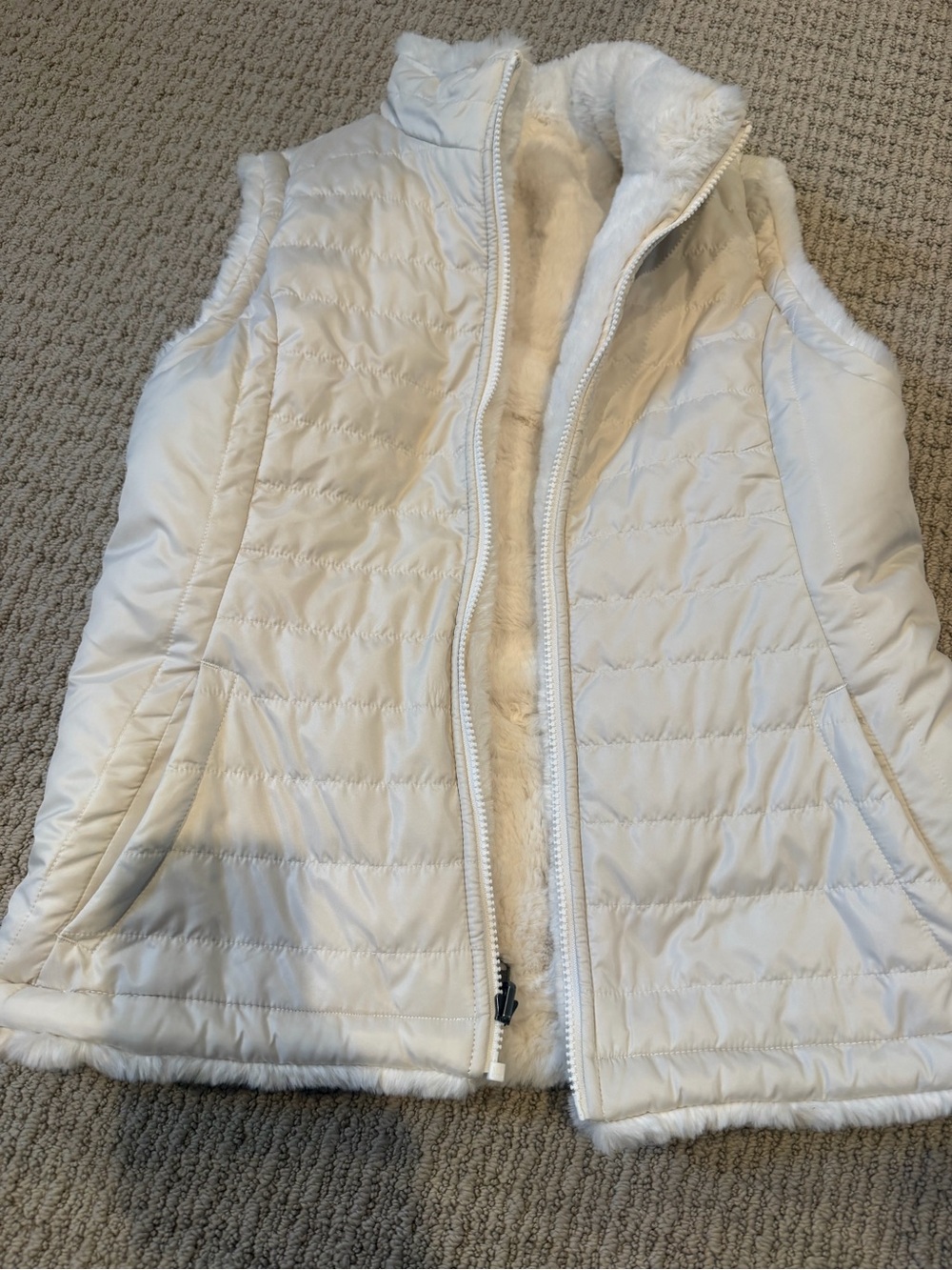 Nicole Miller White Reversible Quilted Faux-Fur Vest